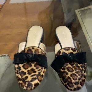 Leopard mules